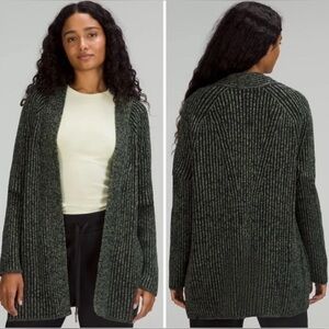 lululemon | Cotton-Cashmere Blend Sweater Wrap
Size 4